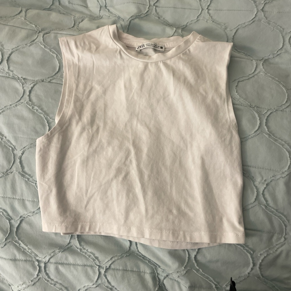 Zara White Sleeveless Crop Top